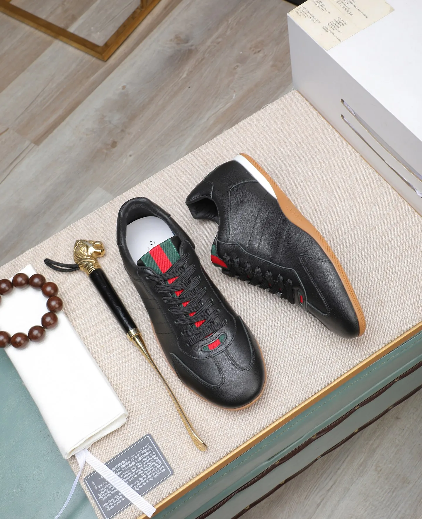 Men's shoes 💰460 GUCCI🔍🔍The latest models are on sale at the same time at the counter. Original calfskin imported from Italy, genuine leather lining, (high-end, extravagant, and classy) with exquisite workmanship. Soles: Original soles specially provided by the original factory. ⚠Exclusive double-layer movable molded soles are super comfortable⚠. Photos of the real thing🎬The real thing is even better🔍🔍"High quality·Follow the order" Code number 38-44